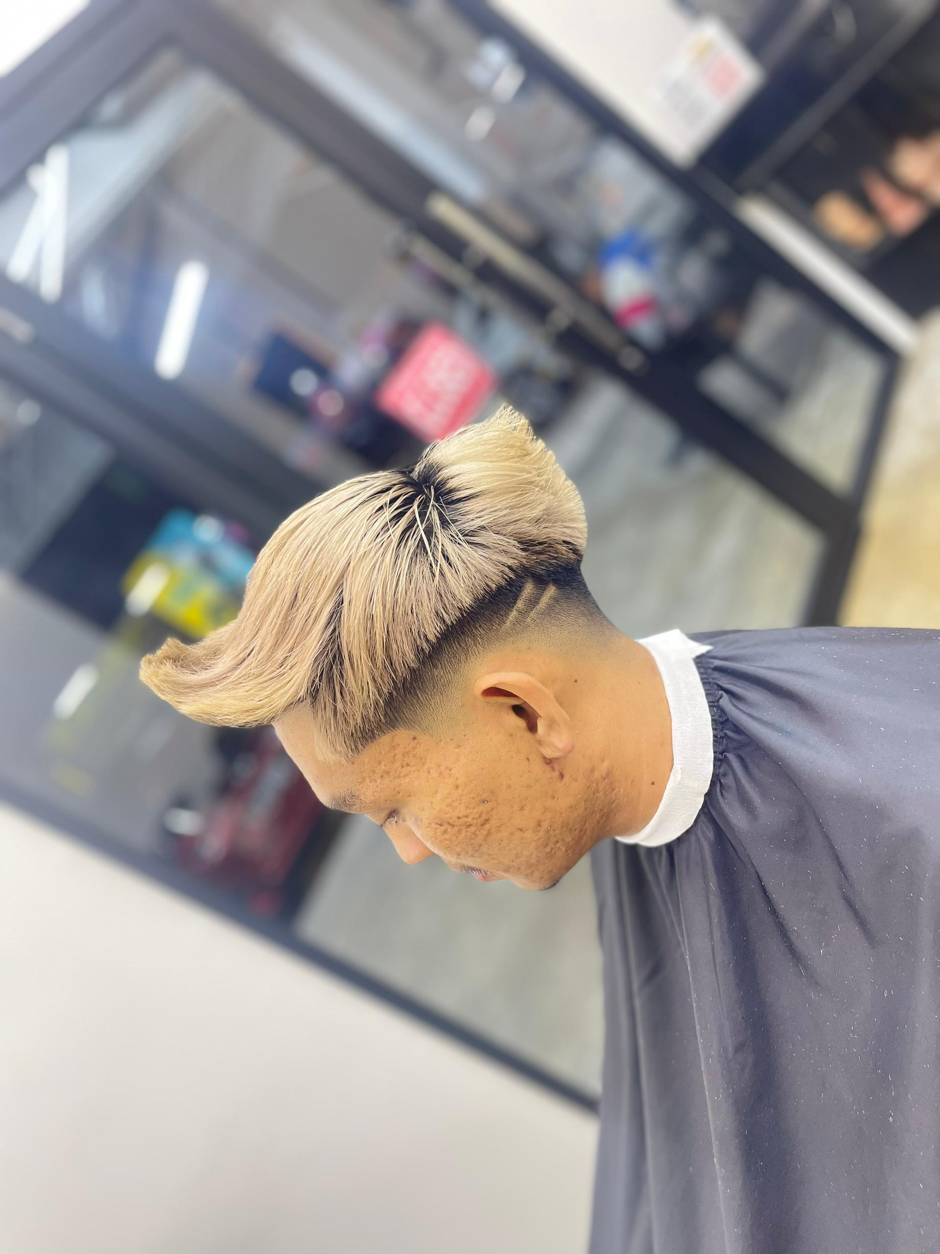 Skin fade sweep by Awi