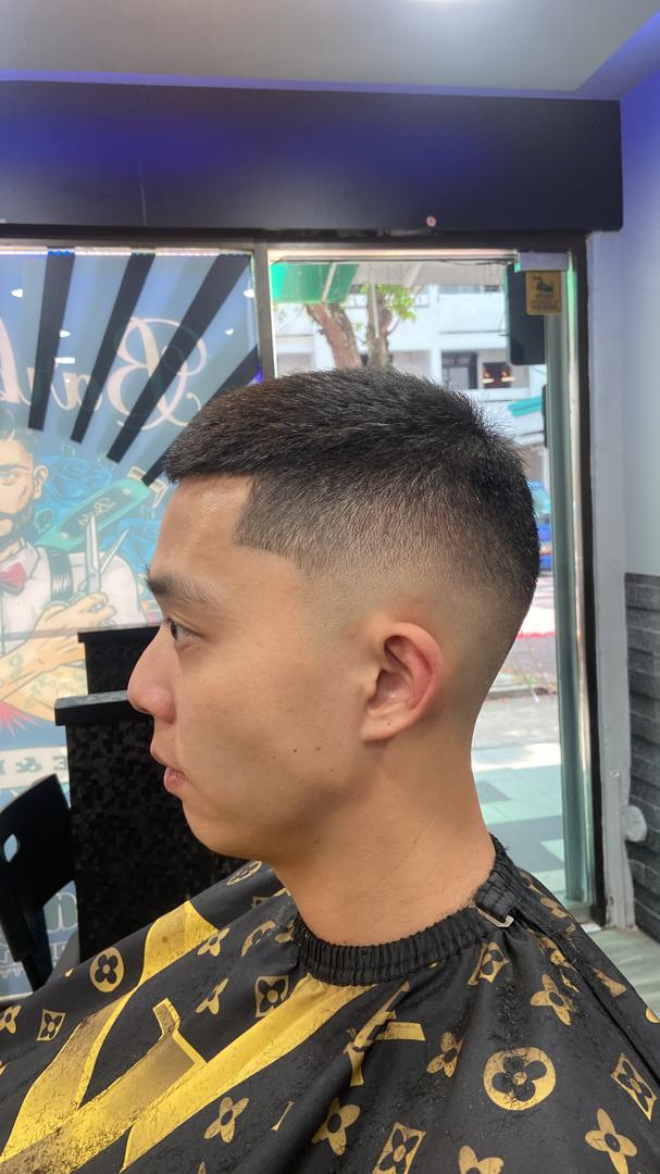 Buzz skin fade by Navin